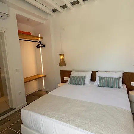 Myrto Hotel 2*