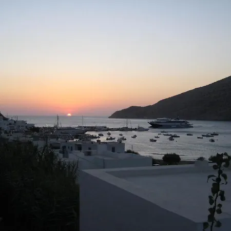 μυρτώ